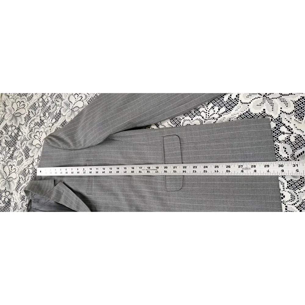 Oliveo Blazer Men's 44S Grey Pinstripe Superfine Wool‎ Two Button Single Vent